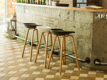 Load image into Gallery viewer, Kai Bar Stool Metal Barstool 75cm - Black