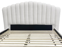 Load image into Gallery viewer, Chitina Queen Bed Frame - Natural