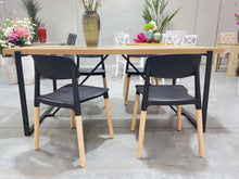 Load image into Gallery viewer, Fox Dining Chair - Set of 4 - Black
