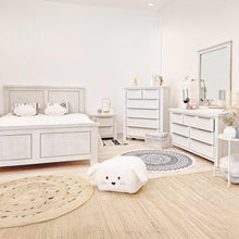 Load image into Gallery viewer, Lincoln Solid Wood 7 Drawer Dresser - White