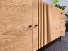 Load image into Gallery viewer, Tarkine 1.6m Sideboard Buffet Table - Oak

