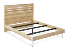 Load image into Gallery viewer, Makalu Queen Wooden Bed Frame - Oak
