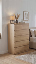 Load and play video in Gallery viewer, 产品视频-23935-tongass-6-drawer-tallboy-oak-2607101